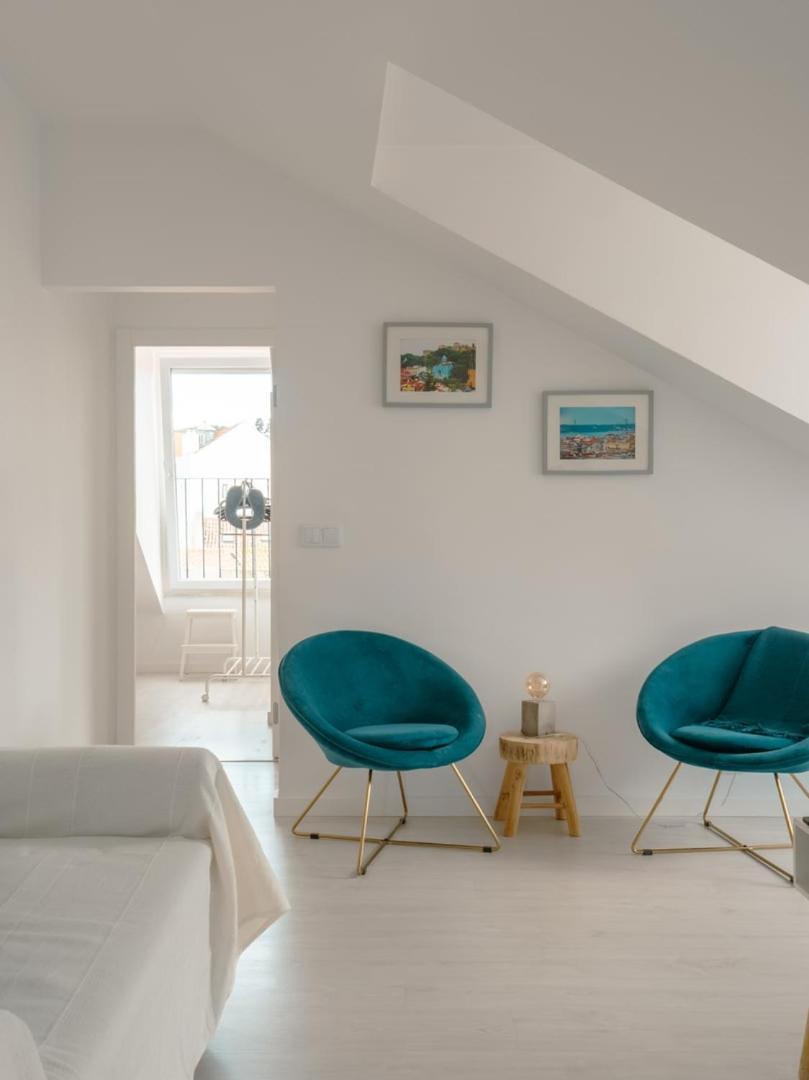 Charming 2br Steps From Castelo De S. Jorge | By Airnest Lisbon