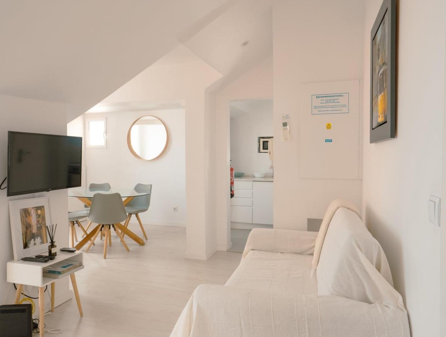 Charming 2br Steps From Castelo De S. Jorge | By Airnest Lisbon
